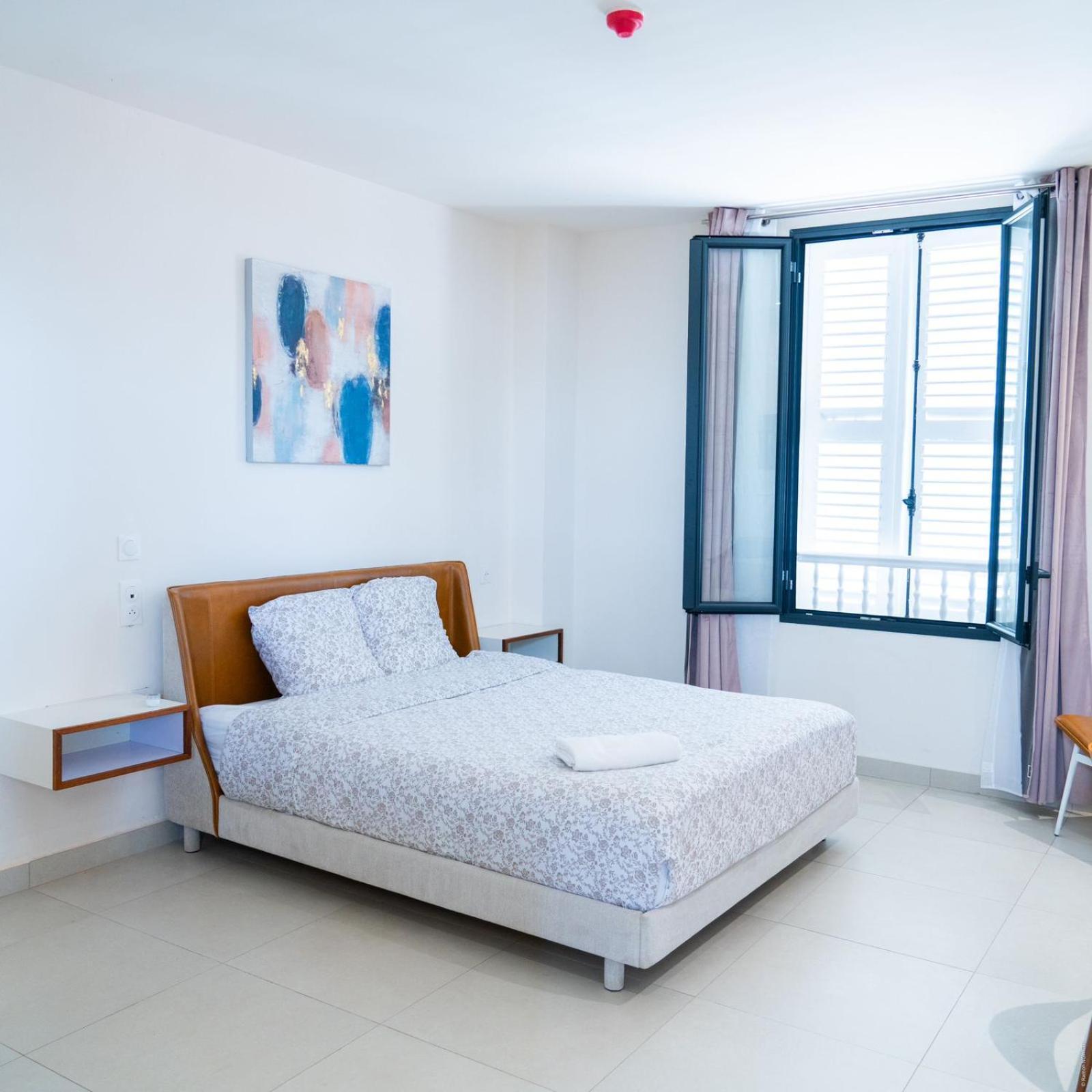Hotel Maison Marceau 马罗尼河畔圣洛朗 外观 照片